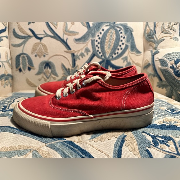 Polo Ralph Lauren Vintage Sneakers. Size 8.5 - Picture 2 of 8